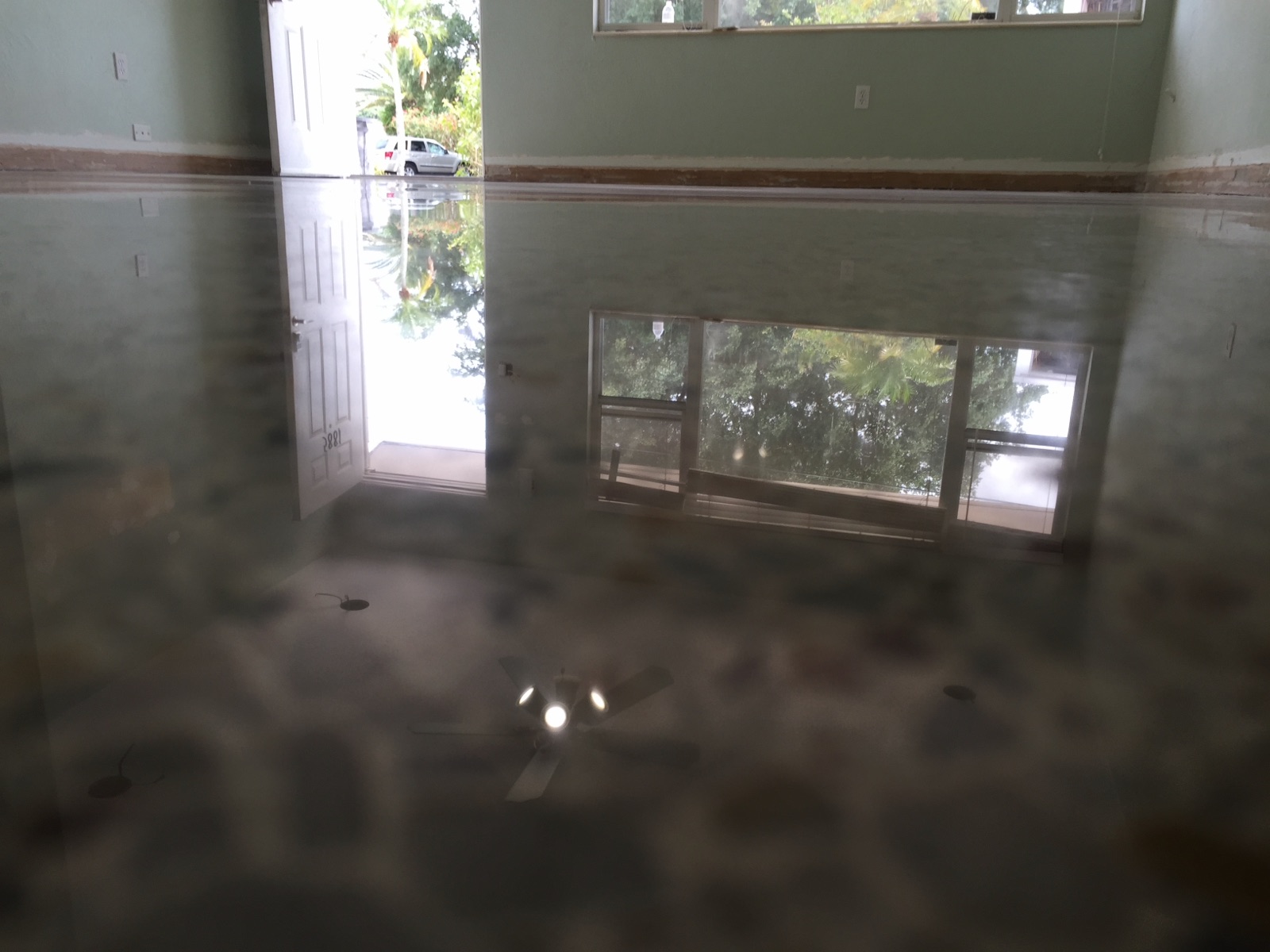 Restored terrazzo living room in Kenneth City, Saint Petersburg